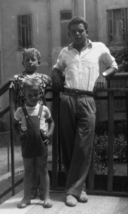 Farouk-Basil-Sam-Scarabe-1955