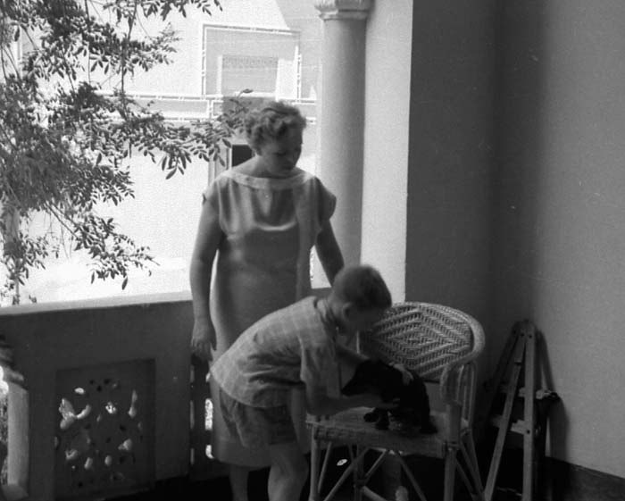 Mum-Sam-Beauty-1957